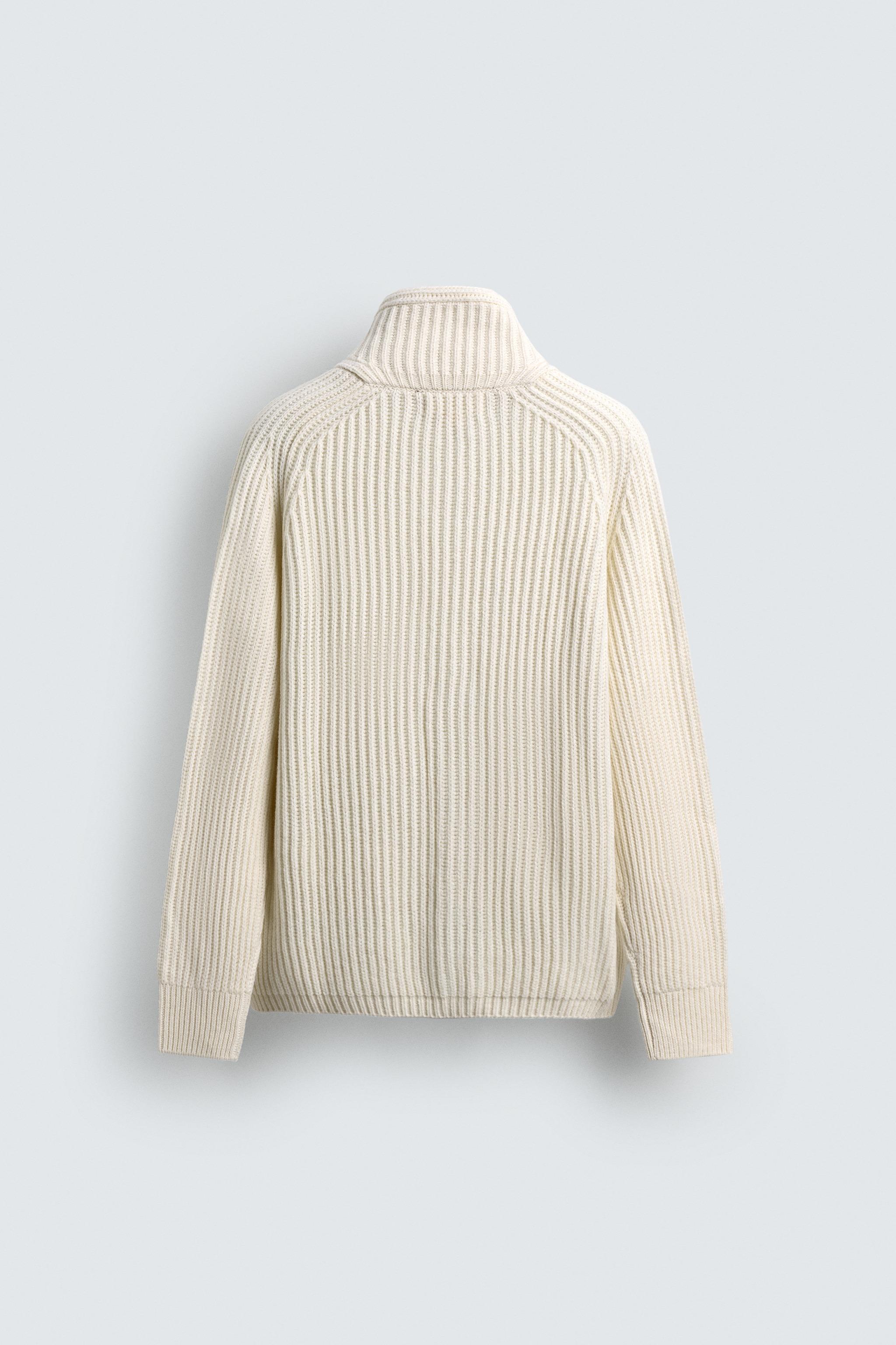 TEXTURED CARDIGAN LIMITED EDITION